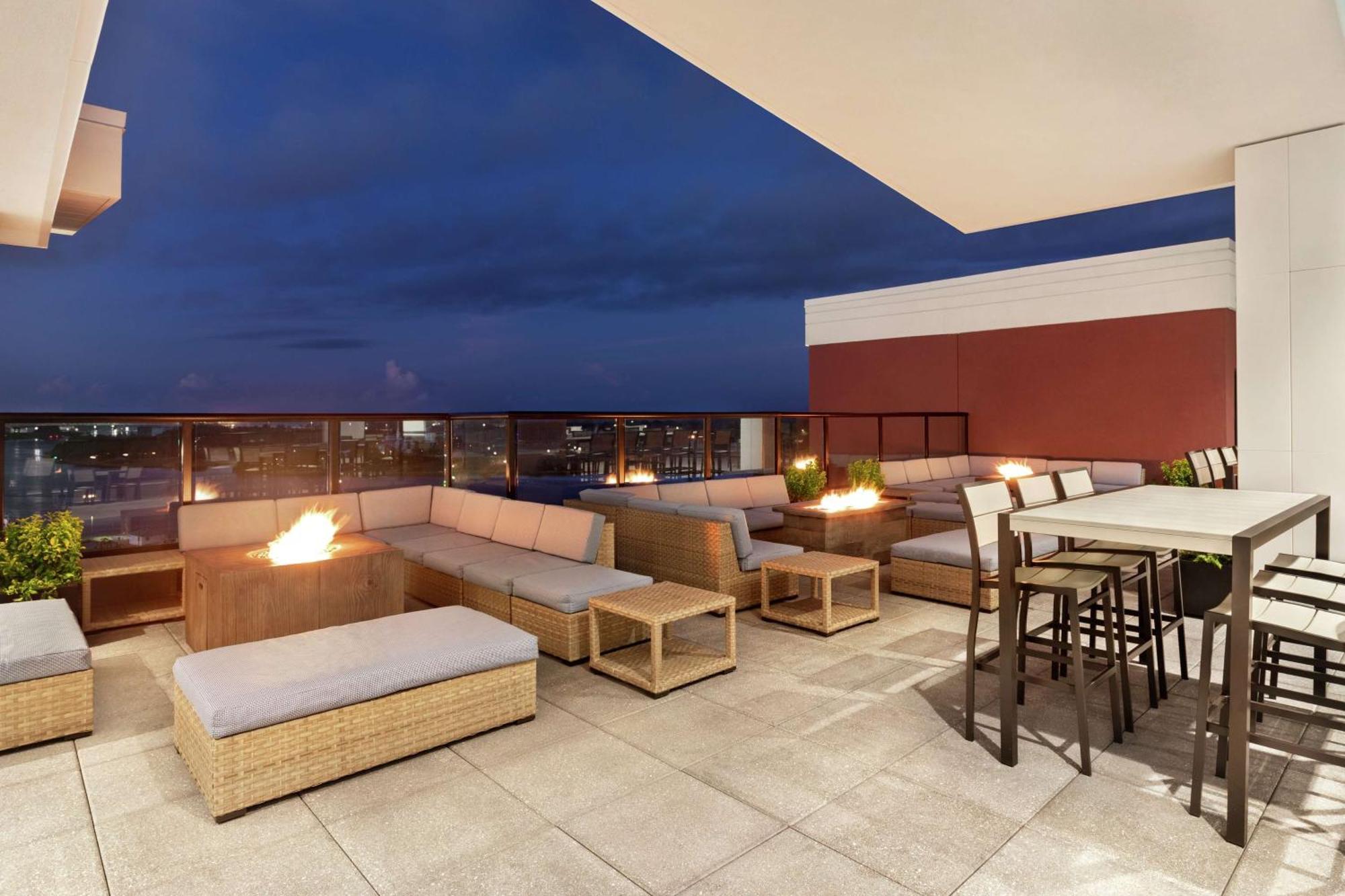 Embassy Suites By Hilton Wilmington Riverfront Kültér fotó